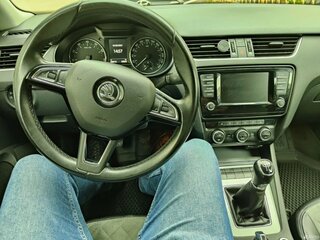 2016 Skoda Octavia III (A7), белый, 1650000 рублей, вид 5
