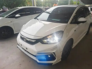 2023 Honda Fit IV Рестайлинг, белый, 1230000 рублей, вид 3