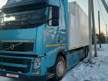 2013 Volvo FH, синий, 12000000 рублей, вид 1