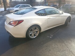 2013 Hyundai Genesis Coupe I Рестайлинг, белый, 1500000 рублей, вид 5