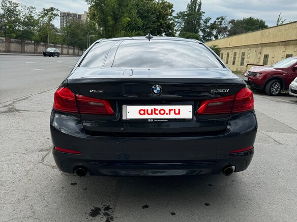 2020 BMW 5 серии 530i xDrive VII (G30/G31/G38), чёрный, 4700000 рублей - вид 6