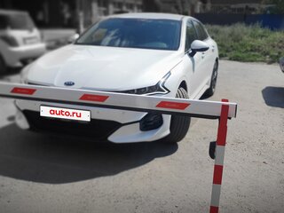 2021 Kia K5 III, белый, 3100000 рублей, вид 5