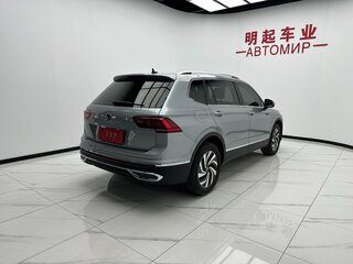 2022 Volkswagen Tiguan L II Рестайлинг (China Market), серебристый, 1850000 рублей, вид 4