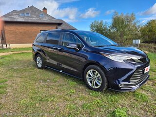 2022 Toyota Sienna IV, синий, 4236750 рублей, вид 3