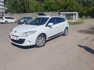 2010 Renault Megane III, белый, 600000 рублей, вид 1