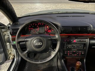 1999 Audi A4 I (B5) Рестайлинг, серый, 320000 рублей, вид 5