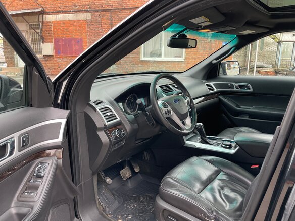 2014 Ford Explorer V, чёрный, 1500000 рублей - вид 7