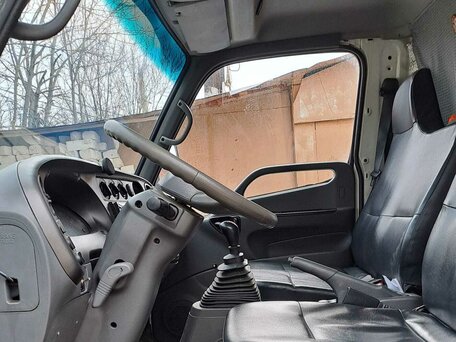 2012 Hyundai HD65, белый, 1350000 рублей, вид 2