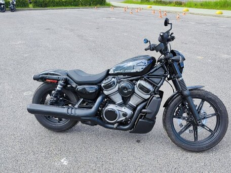 2022 Harley-Davidson Nightster, чёрный, 970926 рублей, вид 2