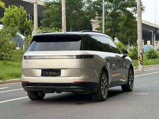2025 Lynk & Co 900, серый, 6515000 рублей, вид 3