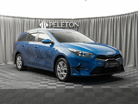 2021 Kia Ceed III Рестайлинг, синий - вид 1