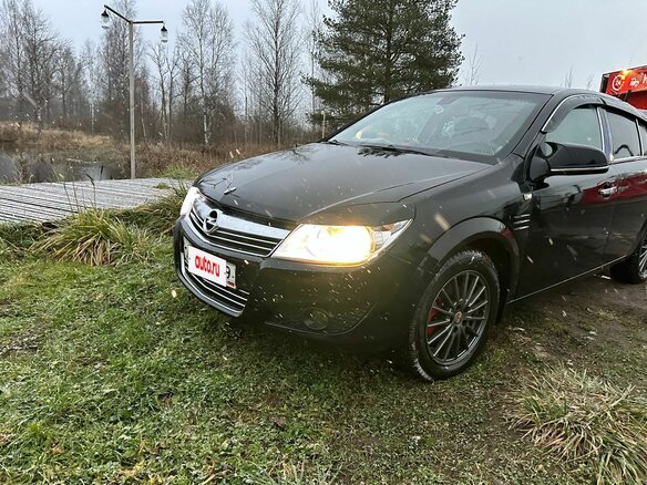 2010 Opel Astra H Рестайлинг, чёрный, 450000 рублей