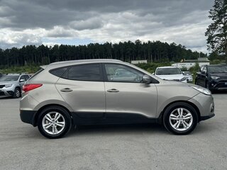 2010 Hyundai ix35 I, бежевый, 929000 рублей, вид 4