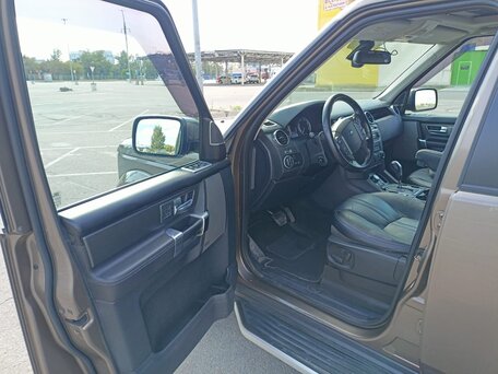 2011 Land Rover Discovery IV, коричневый, 2100000 рублей, вид 4