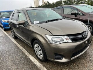 2013 Toyota Corolla Fielder XI (E160, E170, E180), коричневый, 1300000 рублей, вид 2