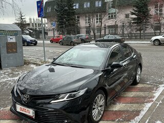 2020 Toyota Camry VIII (XV70), чёрный, 2450000 рублей, вид 1