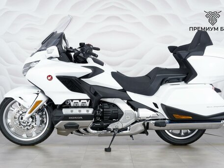 2026 Honda GL 1800 Gold Wing, белый, 3777000 рублей, вид 2