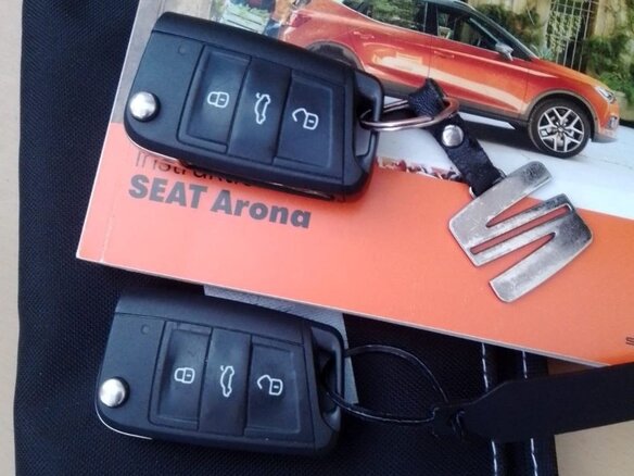 2018 SEAT Arona I, белый, 1830000 рублей - вид 17