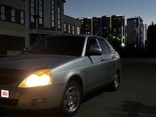2015 Lada (ВАЗ) Priora I Рестайлинг, серебристый, 560000 рублей, вид 1