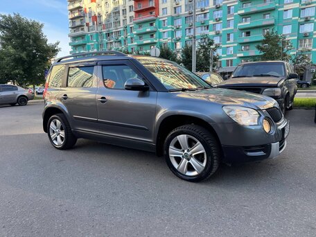 2013 Skoda Yeti I, серый, 850000 рублей, вид 5