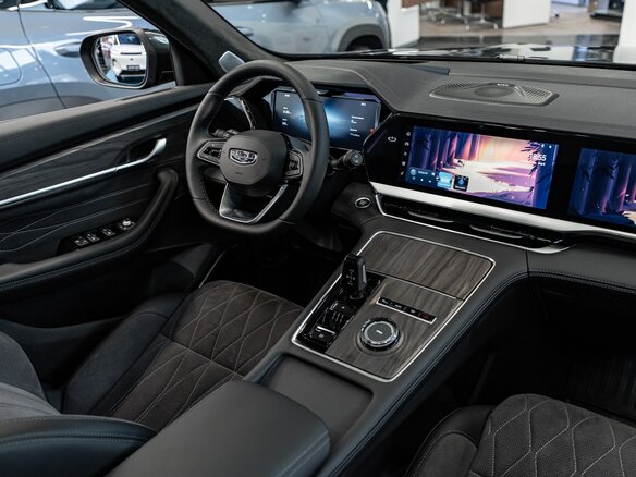 2026 Geely Monjaro I Рестайлинг, зелёный, 4954990 рублей - вид 5