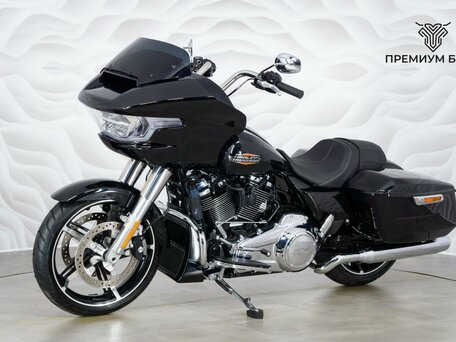 2024 Harley-Davidson Road Glide, чёрный, 2999000 рублей, вид 3