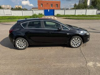 2010 Opel Astra J, чёрный, 520000 рублей, вид 4