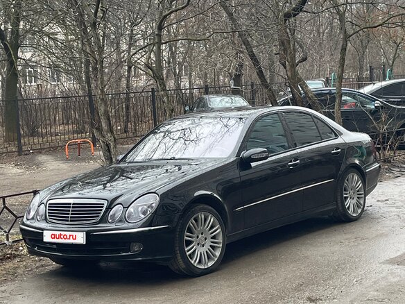 2005 Mercedes-Benz E-Класс 350 III (W211, S211), чёрный, 1000000 рублей - вид 1