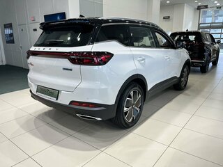 2023 Chery Tiggo 7 Pro Plug-in Hybrid, белый, 4050000 рублей, вид 3