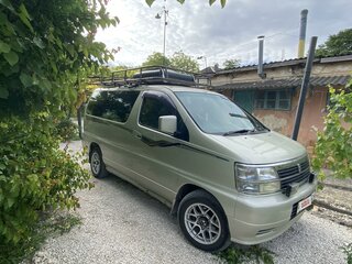 1997 Nissan Elgrand I (E50), серый, 800000 рублей, вид 2
