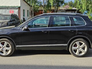 2010 Volkswagen Touareg II, чёрный, 2100000 рублей, вид 1