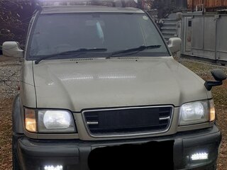 2000 Isuzu Bighorn II, золотистый, 1000000 рублей, вид 2