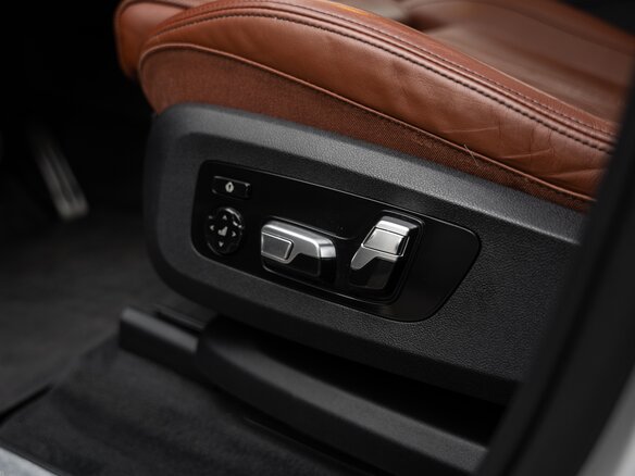 2019 BMW X7 M50d I (G07), белый - вид 16