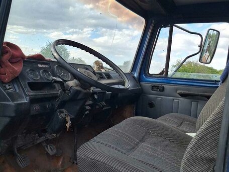 1992 ГАЗ 3307, голубой, 160000 рублей, вид 4
