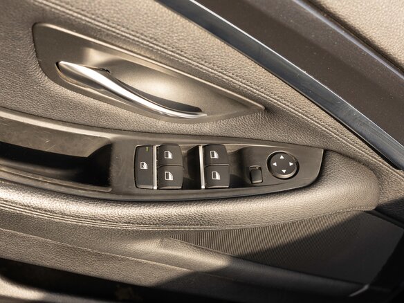 2015 BMW 5 серии 520i VI (F10/F11/F07) Рестайлинг, чёрный, 2600000 рублей - вид 13