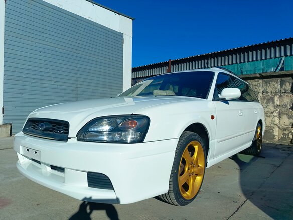 2001 Subaru Legacy III, белый, 699999 рублей