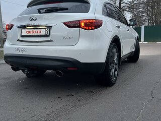 2010 Infiniti FX37 II (S51), белый, 1750000 рублей, вид 3