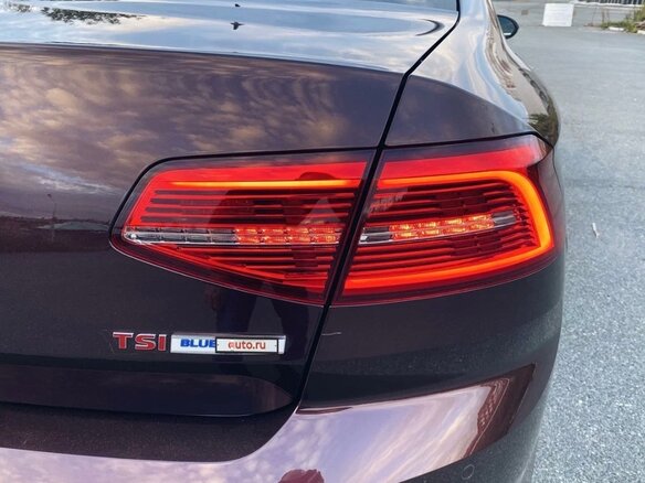 2016 Volkswagen Passat B8, пурпурный, 1850000 рублей - вид 13