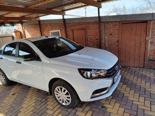 2018 Lada (ВАЗ) Vesta I, белый, 1100000 рублей, вид 1