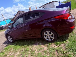 2011 Hyundai Solaris I, фиолетовый, 780000 рублей, вид 4