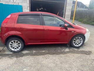 2007 Fiat Punto III Grande Punto, пурпурный, 280000 рублей, вид 2