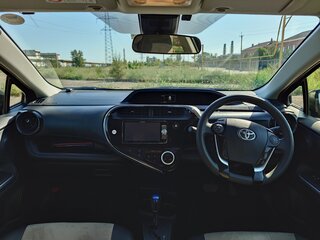 2018 Toyota Aqua I Рестайлинг 2, серый, 1250000 рублей, вид 5