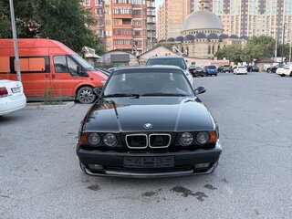 1995 BMW 5 серии 525i III (E34), чёрный, 1395000 рублей, вид 2
