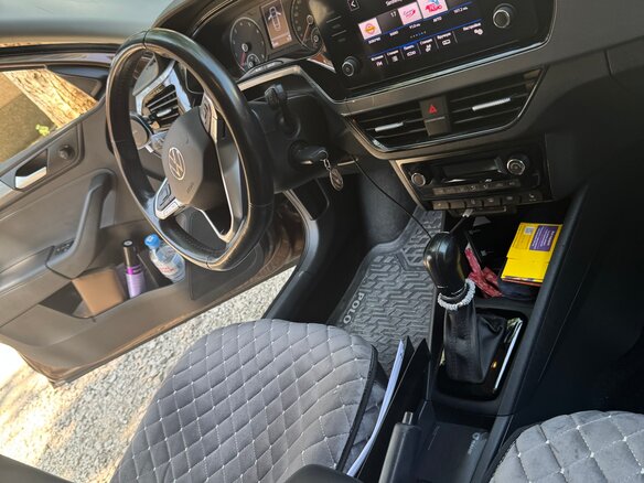 2022 Volkswagen Polo VI, коричневый, 1800000 рублей - вид 7