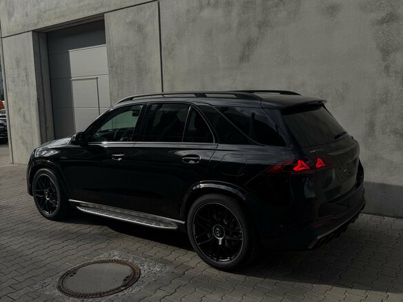 2026 Mercedes-Benz GLE AMG 53 AMG II (V167) Рестайлинг 2, чёрный, 22190000 рублей - вид 2