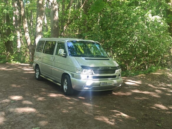 2000 Volkswagen Multivan T4, серебристый, 1515555 рублей - вид 1