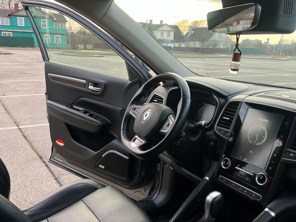 2019 Renault Koleos II Рестайлинг, серебристый, 1900000 рублей - вид 9