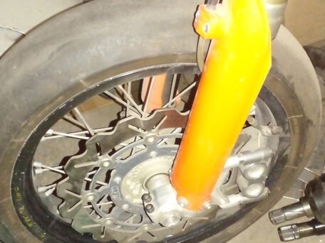 2006 KTM 560 SMR, золотистый, 460000 рублей, вид 5