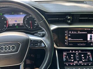 2018 Audi A6 40 TDI V (C8), белый, 3900000 рублей, вид 5