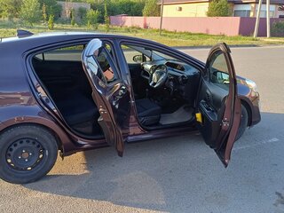 2017 Toyota Aqua I Рестайлинг, фиолетовый, 950000 рублей, вид 5
